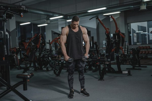 Optimisez votre expérience de course : le guide essentiel pour préparer votre vélo aux intempéries !